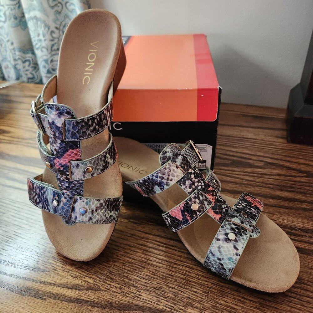 Vionic Sandals - Park Radia - Mint Snake - Size 6